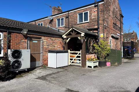 Retail property (high street) for sale, 90 Main Rd Hull HU11 4NL
