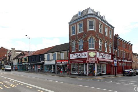 Retail property (high street) to rent, 41 Anlaby Rd Hull HU1 2PG