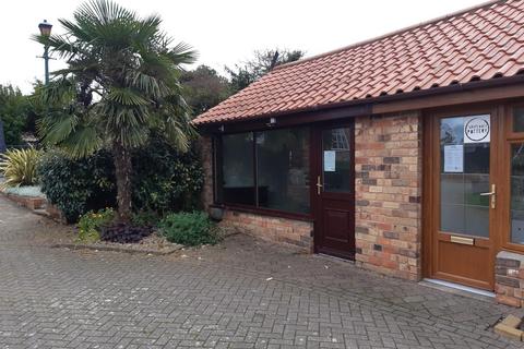 Restaurant to rent, Mill Close Grimsby DN37 0JZ