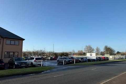 Office to rent, South Rd Bridgend CF31 3EB