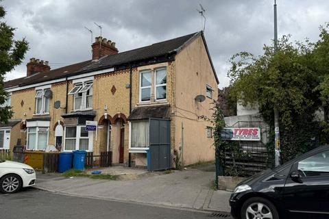Retail property (high street) for sale, 124 Lambert St Hull HU5 2SG