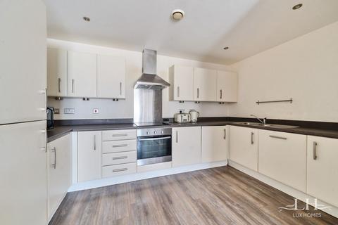 2 bedroom flat for sale, Chapel Court, Romford