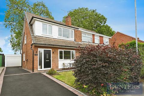 3 bedroom semi-detached house for sale, Greenlea Close, Yeadon, Leeds