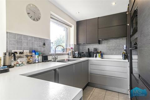 2 bedroom penthouse for sale, Gainsborough Road, London, N12