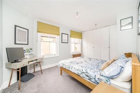 41a Stapleton Road, London, SW17 8BA
