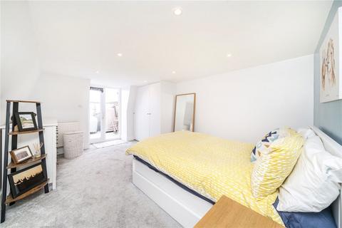 41a Stapleton Road, London, SW17 8BA