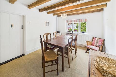 4 bedroom cottage for sale, Main Street, Maids Moreton