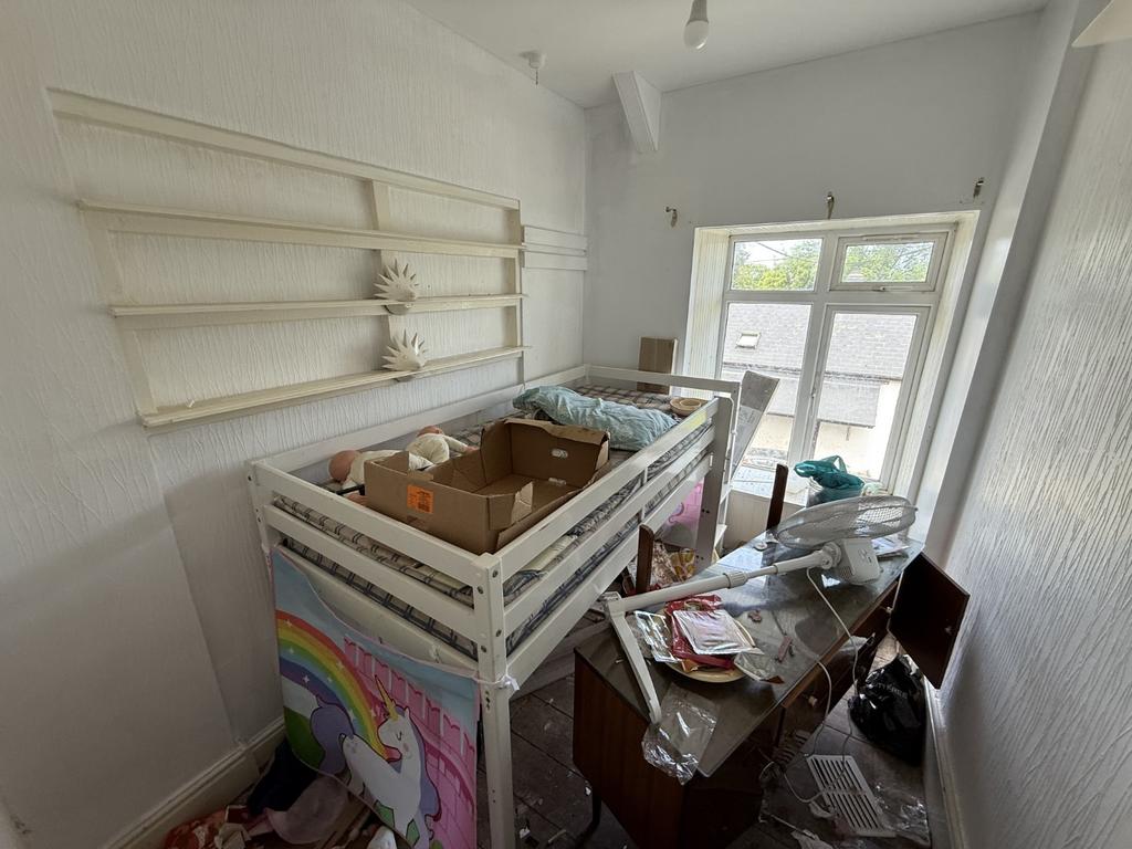 Front Bedroom 3
