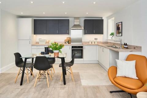 2 bedroom flat for sale, Polebarn Road, Trowbridge BA14