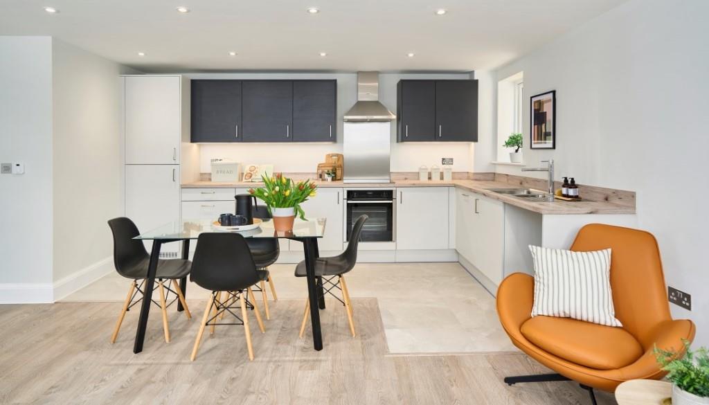 Gallery Courtfield-Gardens-Trowbridge-plot-12-dini