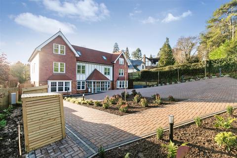 undefined, Hollymeoak Road, Chipstead, Coulsdon