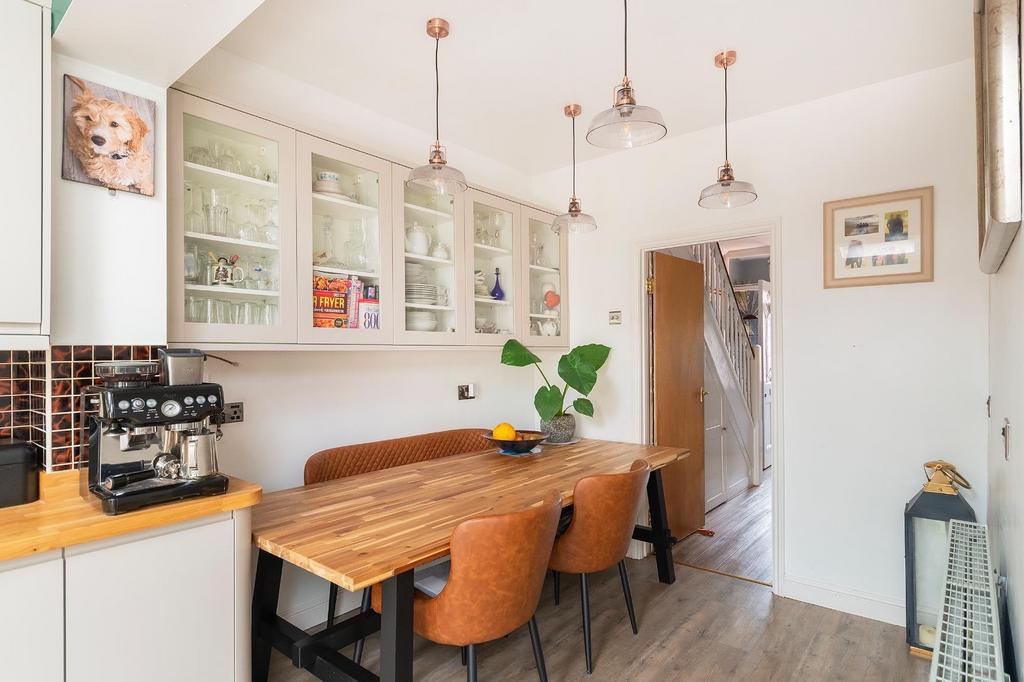 2 S5 RKE - Dining Area A.jpg