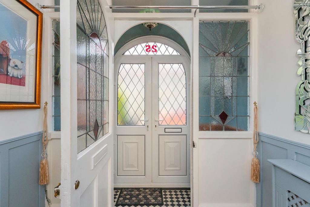 2 S5 RKE - Porch B.jpg