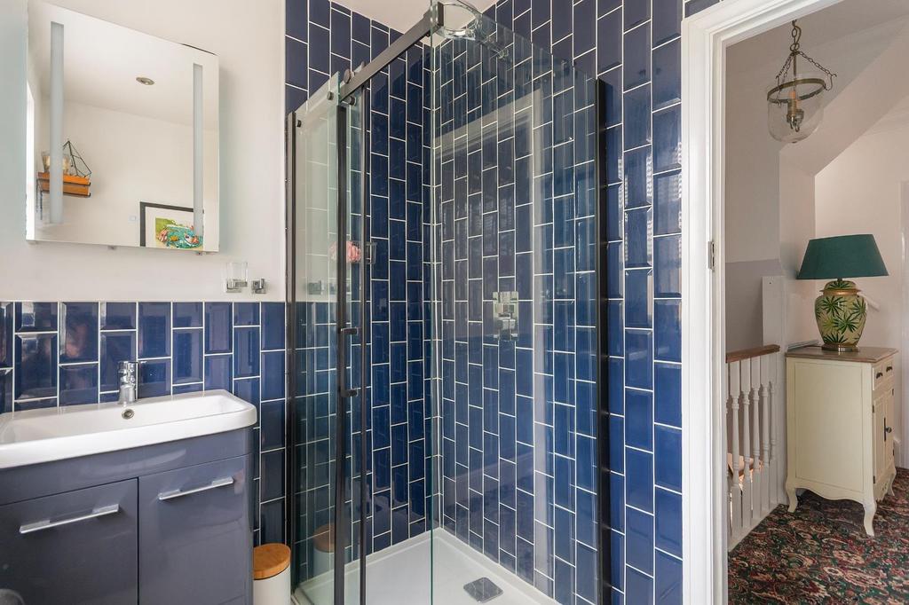 2 S5 RKE - Bathroom A.jpg