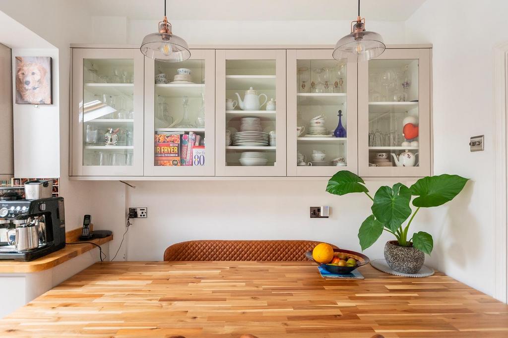 2 S5 RKE - Dining Area C.jpg