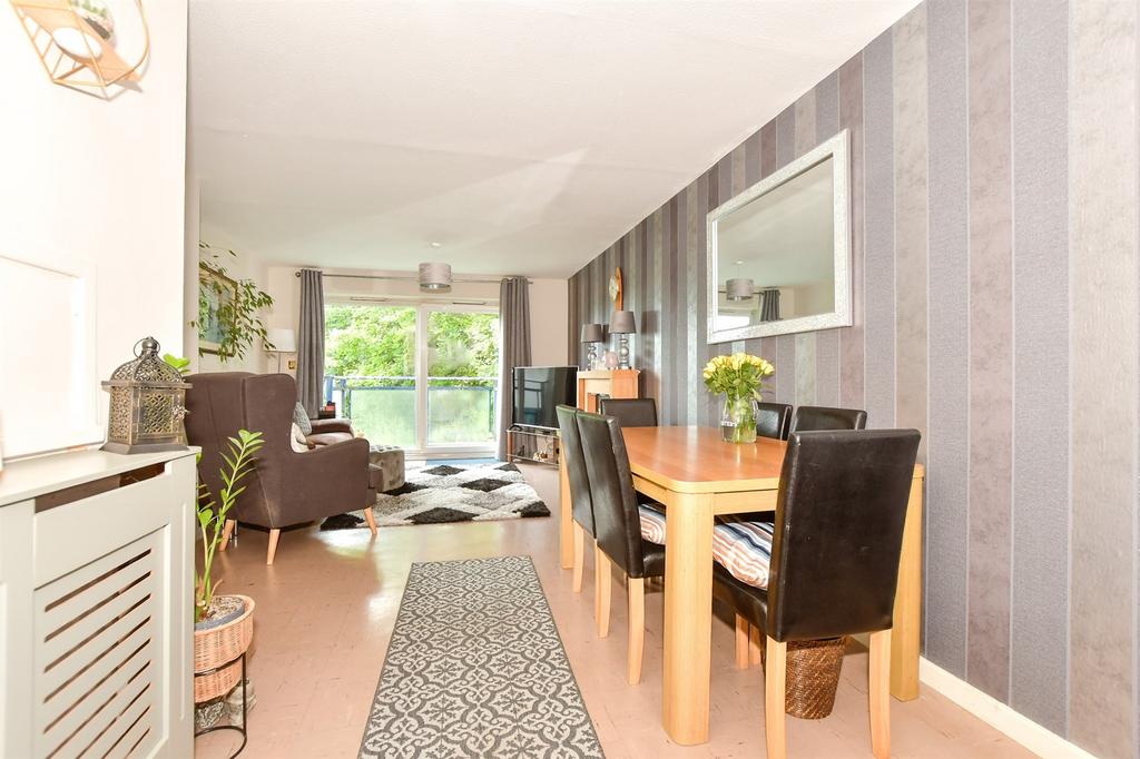 Lounge/Diner
