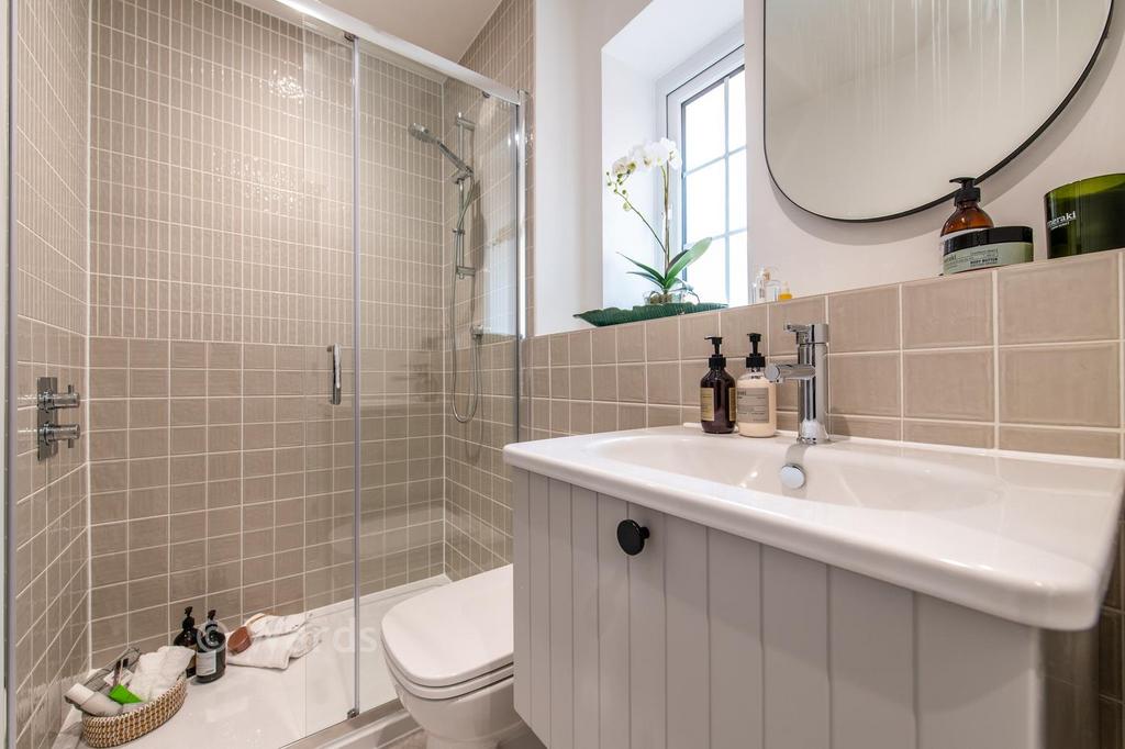 En-Suite Shower Room