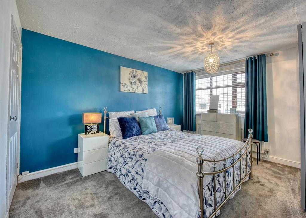 51 Sedgley Road-Bedroom 1.jpg