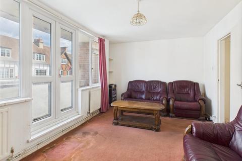 3 bedroom apartment for sale, Packhorse Road, Gerrards Cross, Buckinghamshire, SL9