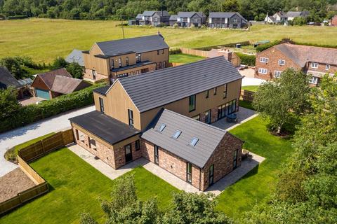 undefined, Brickyard Lane, Pershore WR10