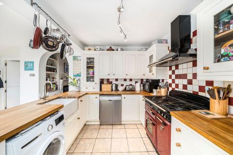 undefined, Andover Road, Twickenham TW2