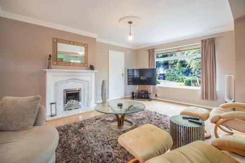 4 bedroom detached house for sale, Penrhyn Crescent, Beeston, Nottingham, Nottinghamshire, NG9