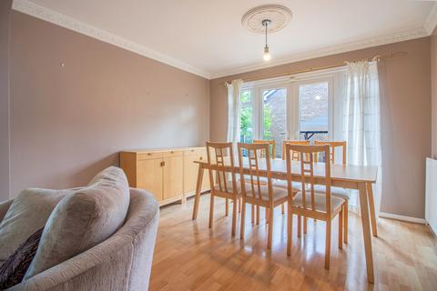 4 bedroom detached house for sale, Penrhyn Crescent, Beeston, Nottingham, Nottinghamshire, NG9