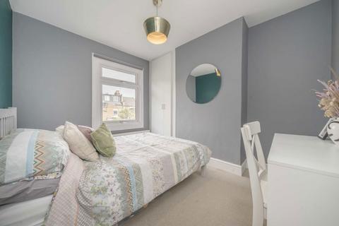 44 Albany Road, Brentford, TW8 0NF