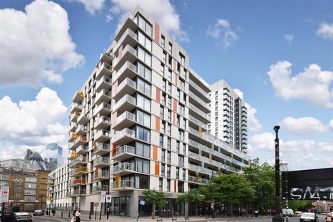 2 bedroom apartment to rent, Kensington Apartments, London E1