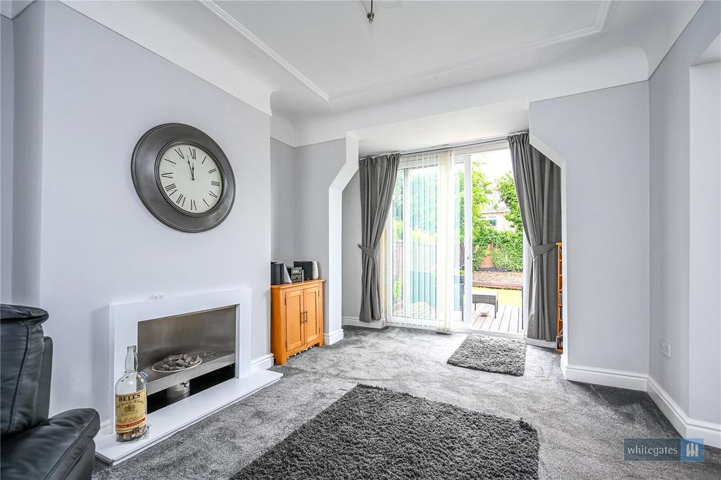 Living/Dining Room