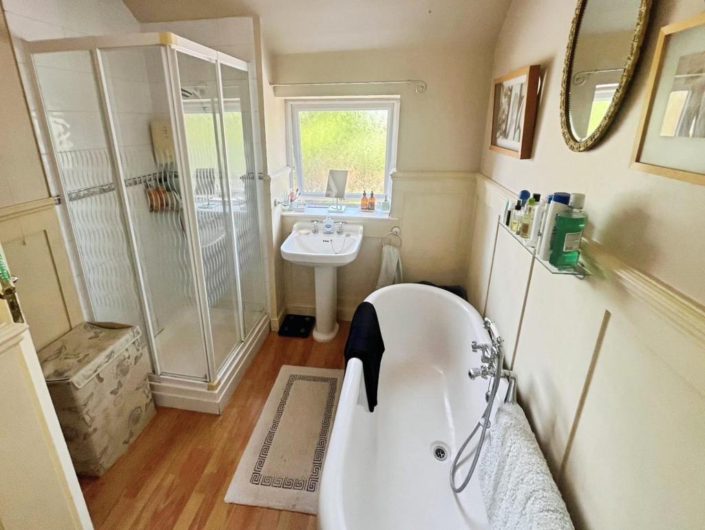 9673a259-Bathroom 20 One.jpg