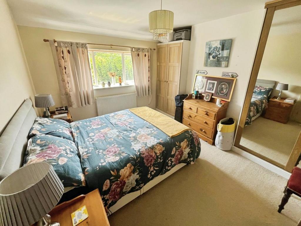 F9d2e682-Bedroom 20 One.jpg