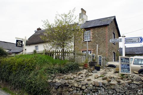Pub for sale, Winkleigh Roborough EX19 8SY