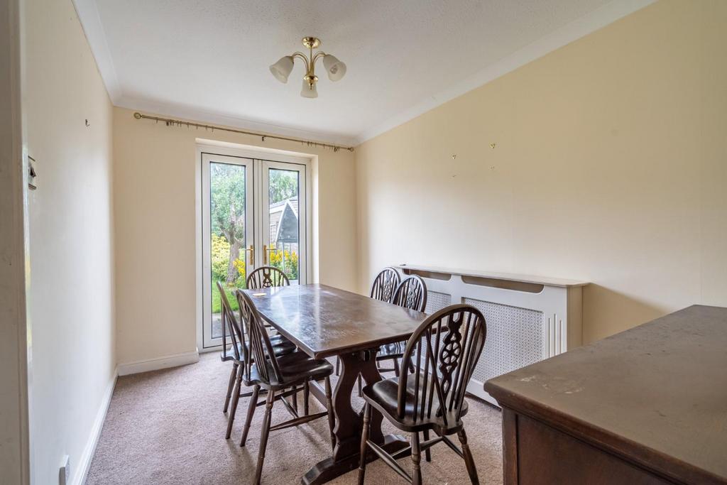 Oaktree lane-3.jpg