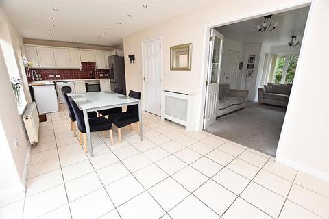 8 Brunel Close, Grimsby, DN32 9FE