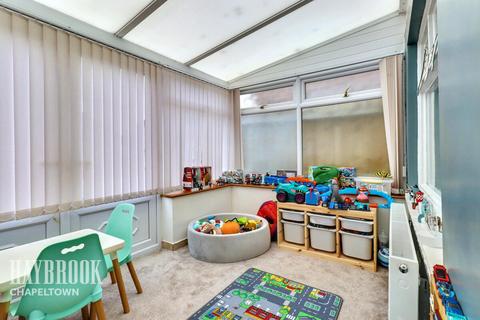 13 Martin Crescent, Sheffield, S5 9GN