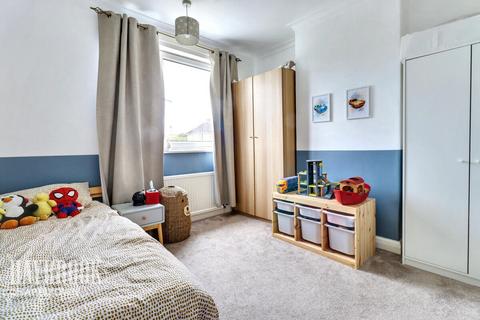 13 Martin Crescent, Sheffield, S5 9GN