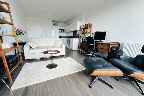 1 bedroom flat for sale, Adenmore Road, London, SE6