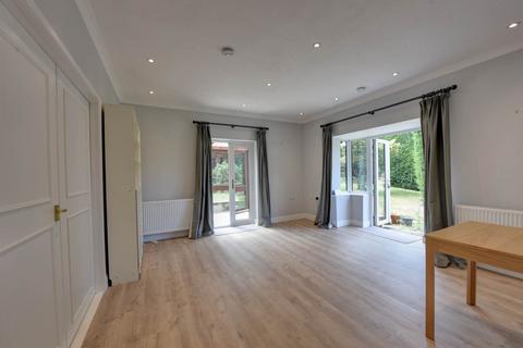 1 bedroom retirement property for sale, Bowling Court, Henley-On-Thames