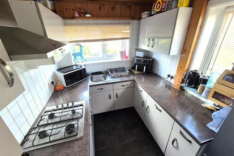 3 bedroom semi-detached house for sale, Victoria Road, Poole BH12
