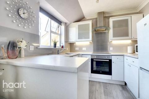 1 bedroom apartment for sale, Earls Meade, Luton