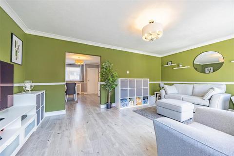 23 Rushley Close, Great Wakering, Southend-on-sea, SS3 0HE