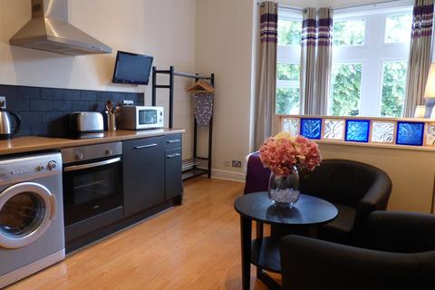 1 bedroom flat to rent, Cathedral Road, Cardiff, CF11