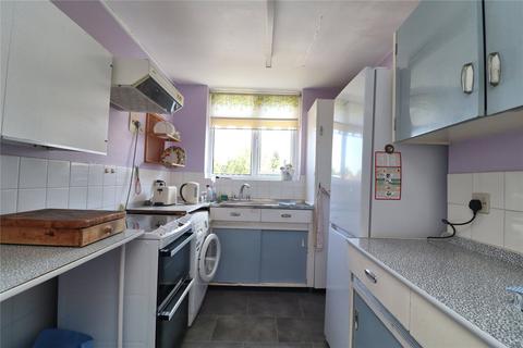 2 bedroom flat for sale, Radstone Court, Surrey GU22