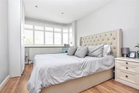 15 Russell Close, Bexleyheath, DA7 4HX