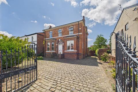 4 bedroom detached house for sale, Leyland Road, Southport PR9