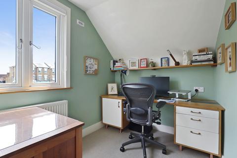 5, St Johns Cottages Maple Road, London, SE20 8HX
