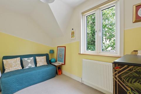 5, St Johns Cottages Maple Road, London, SE20 8HX
