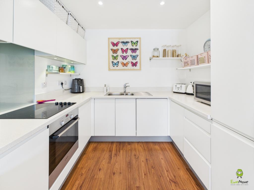 Kitchen James Hillier Ewemove Bexley and Dartford