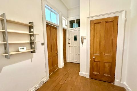 2 bedroom flat to rent, Caird Drive, Partickhill, Glasgow, G11